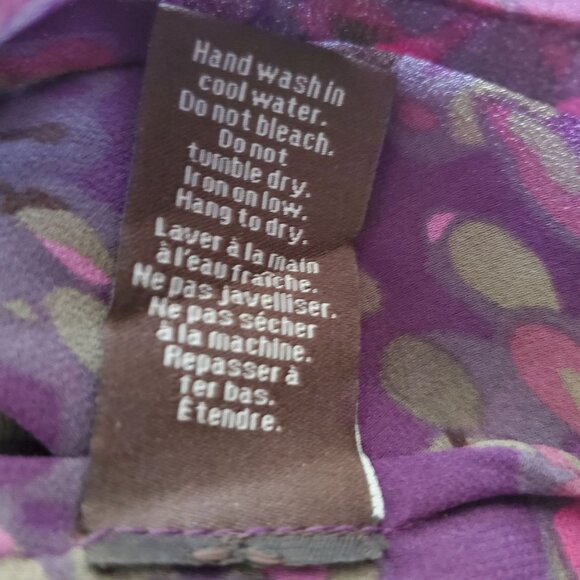 Jessica Art Deco Abstract Pattern Ruffle Front Button Down Blouse - Picture 11 of 11